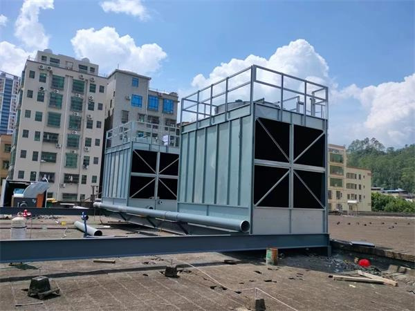 發生冷卻塔填料堵塞怎么辦(冷卻塔填料為什么會堵塞),冷卻塔填料堵塞原